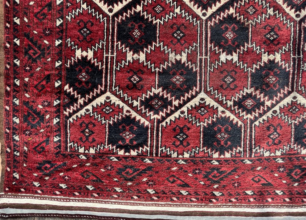 Teppich Turkmen (alt)