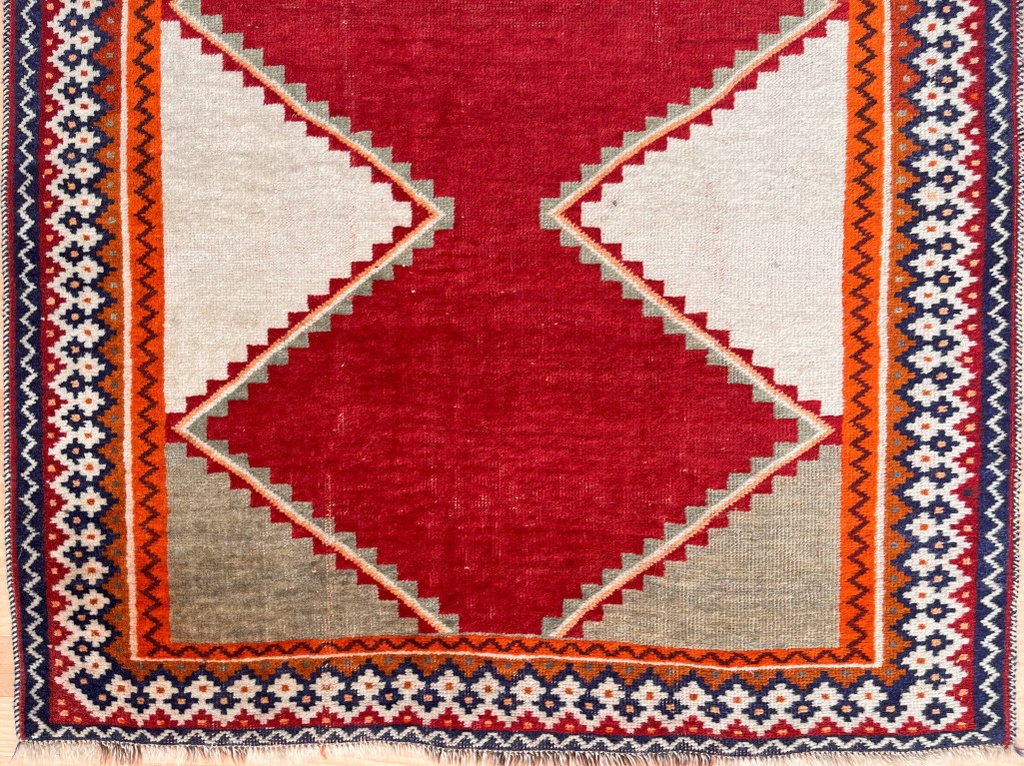 Gabeh, Persien (semi-antik)