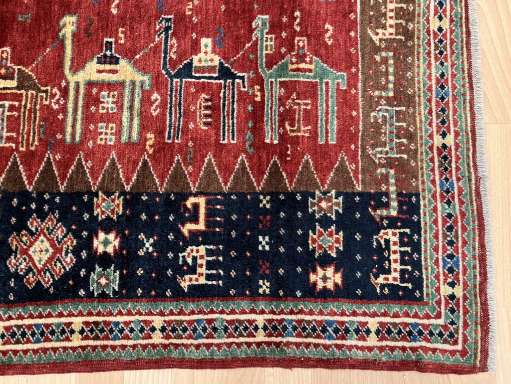 Teppich mit Kamelkarawanendarstellung, Anatolien