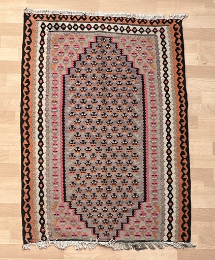 [0457] Senneh Kelim, Persien (semi-antik)
